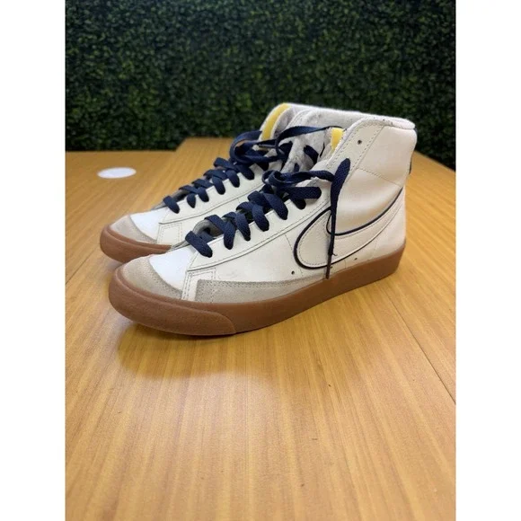 Nike Blazer Mid '77 Premium Sail/Sail-Midnight Navy DQ7672-100 Men's Size 9.5