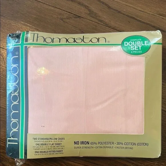 Vintage new in packaging‎ Thomaston pink complete double (full) sheer set