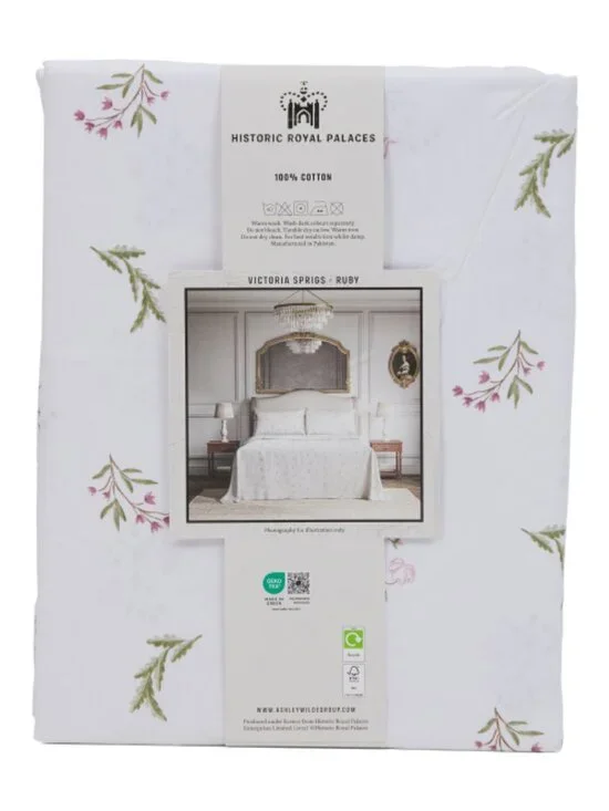HISTORIC ROYAL PALACES Victoria Springs Ruby Sheet Set