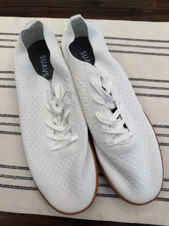Suavs Men’s Knit Lace-Up Sneakers in White with Tan Trim