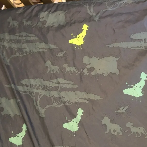 Safari Print Queen Silhouette Bedding - Dark Gray with Mint & Yellow Accents