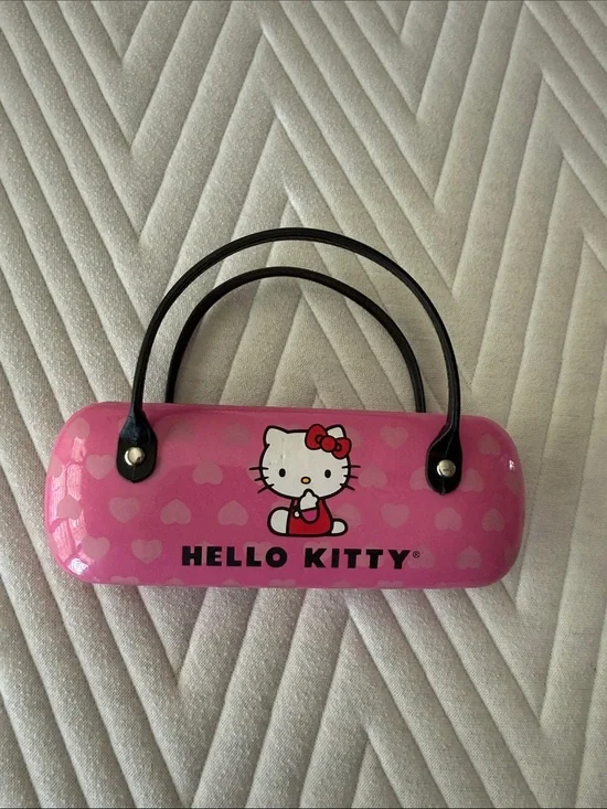 Hello Kitty Hot Pink Heart Handled Eyeglass Case (Kids)