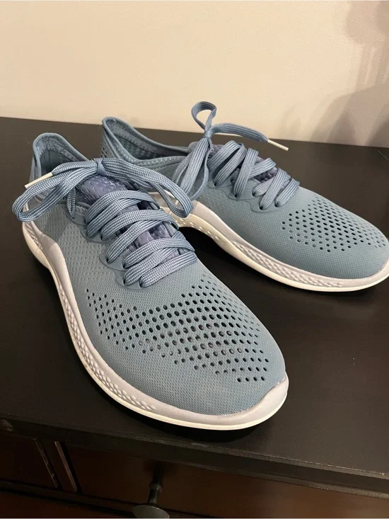 Crocs Literide Pacer Sneakers