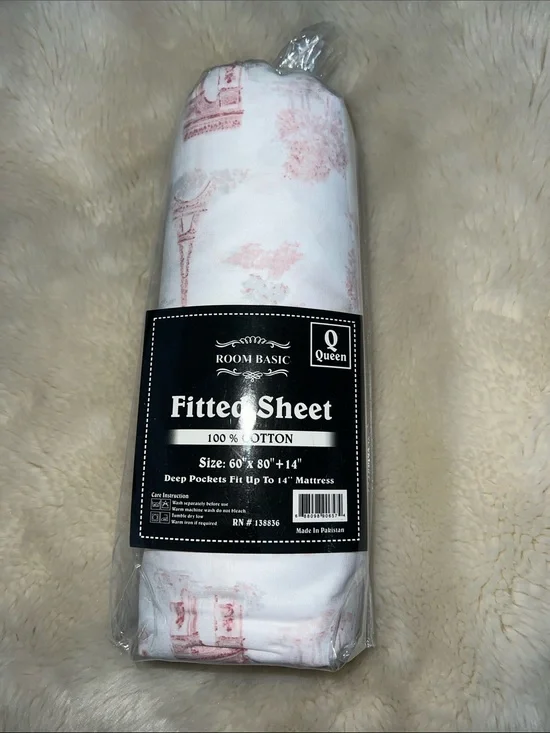 Room Basic Queen Fitted Sheet - NWT