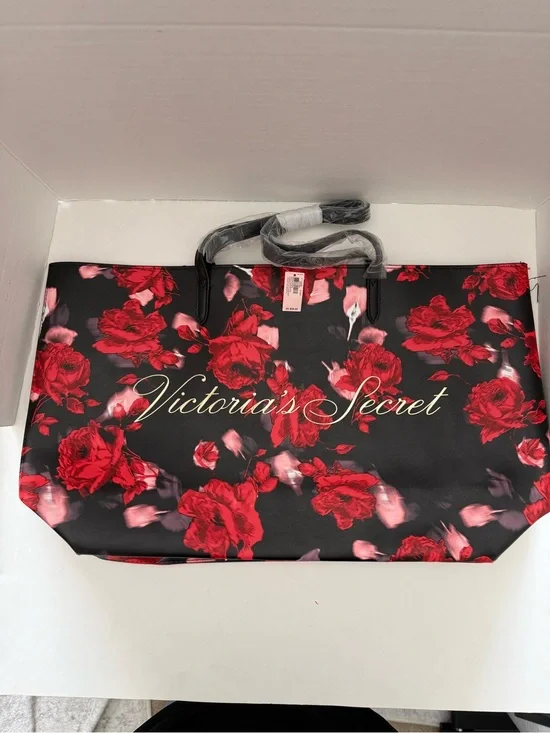Victoria’s Secret Tote