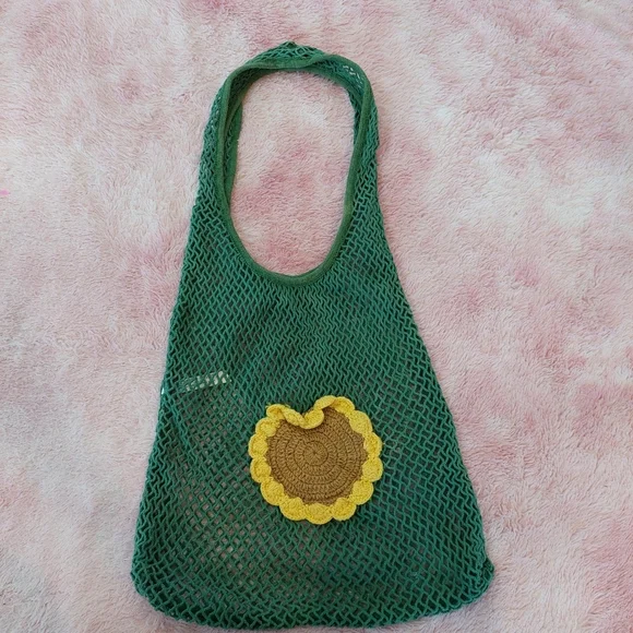 Urban Outfitters Sunflower Crochet Green Fishnet Open‎ Shoulder Bag
