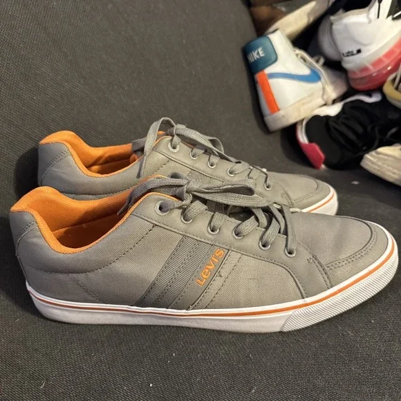 Levi's Mens Sneakers Size12 Gray / Orange