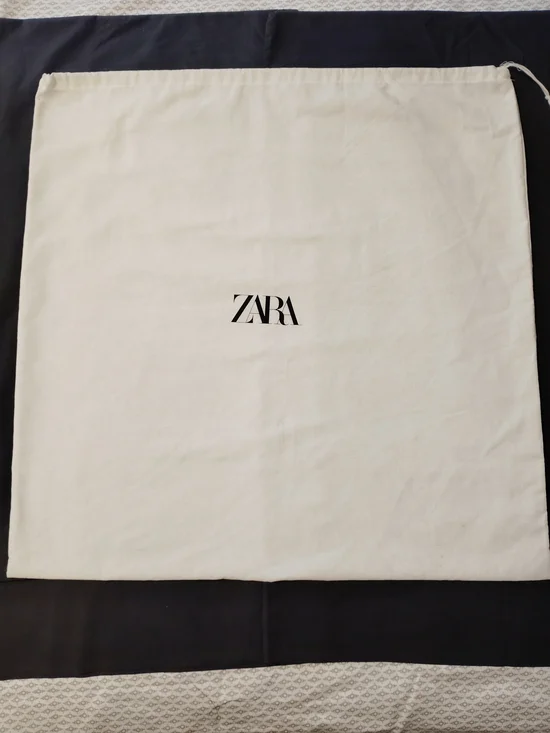 ZARA Cream Cotton Drawstring Dust Bag with Black Logo