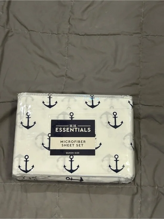 H.H. Essentials microfiber sheet set navy blue anchor pattern Print Queen size