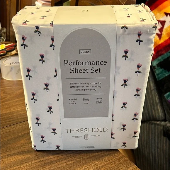 Threshold Queen Performance Sheet Set - Pink Floral on White