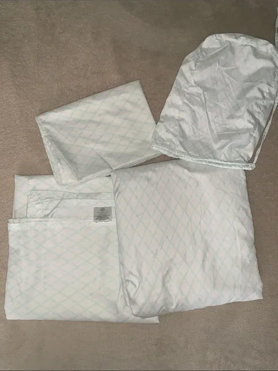 Classic White & Mint Diamond Pattern Cotton Bedding Set