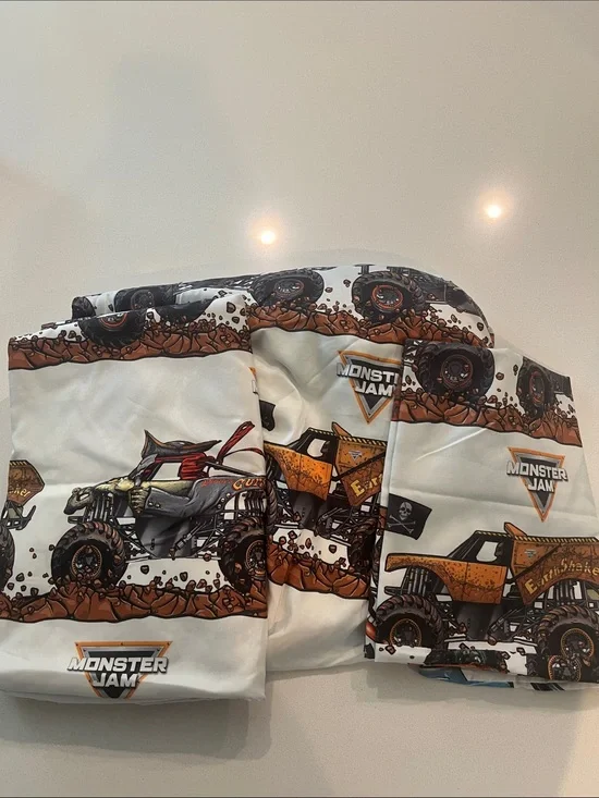 Monster Jam Kids Twin Sheet Set - fitted, flat, and pillowcase