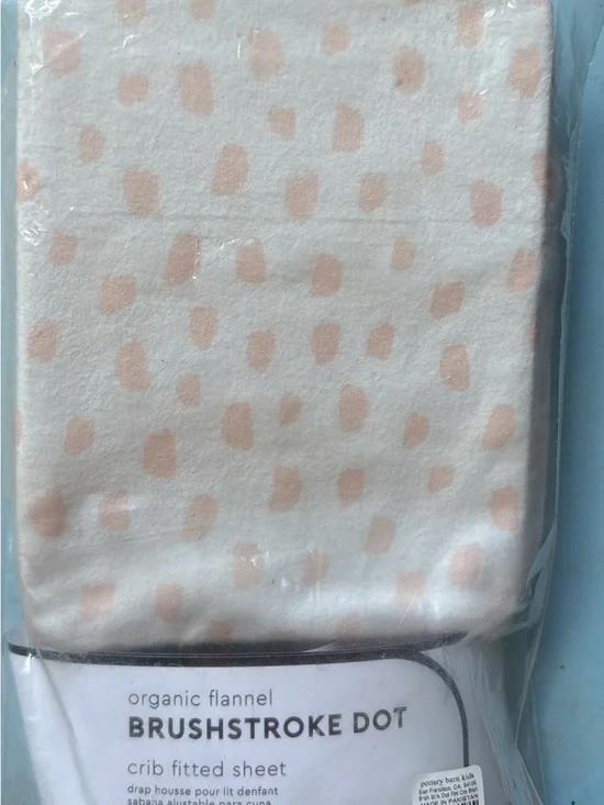 Organic Flannel Brushstroke Dot Crib Fitted Sheet - Blush Dot