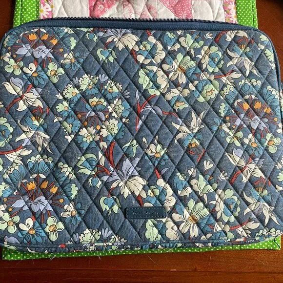 Vera Bradley Computer Sleeve/ Case Never Used