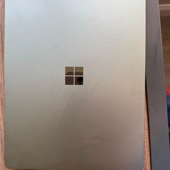 Microsoft Surface Laptop - Silver