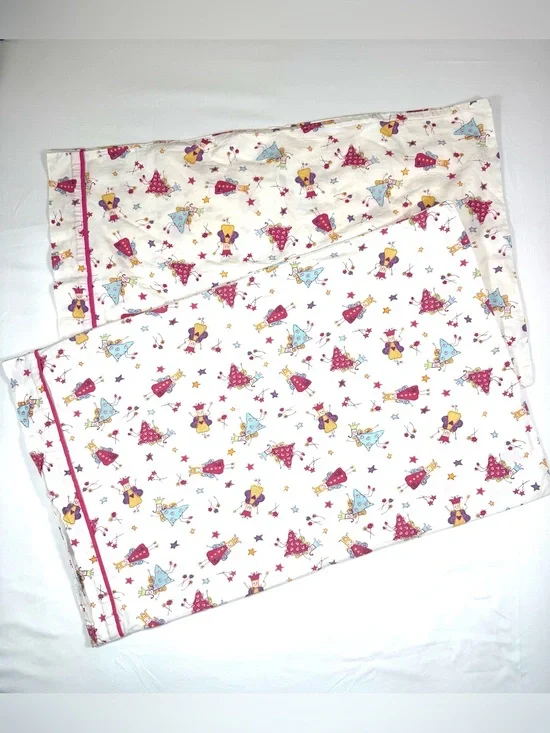VINTAGE LAURA ASHLEY Lot 2 Standard Princess Fairy Tale Cotton Pillowcases 1999