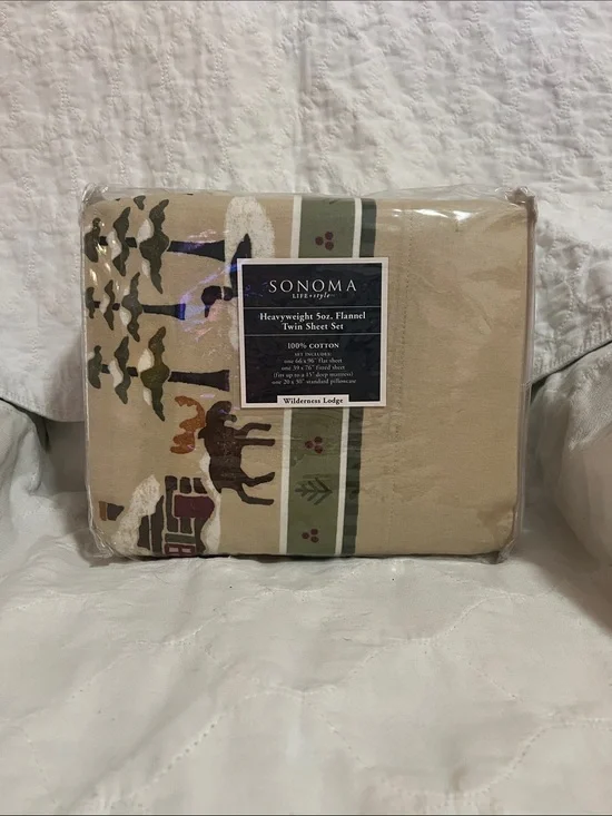 Sonoma Twin Flannel Sheet Set in Beige and Green