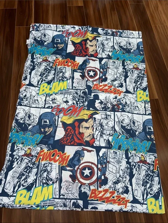 Twin size Marvel Avengers flat sheet