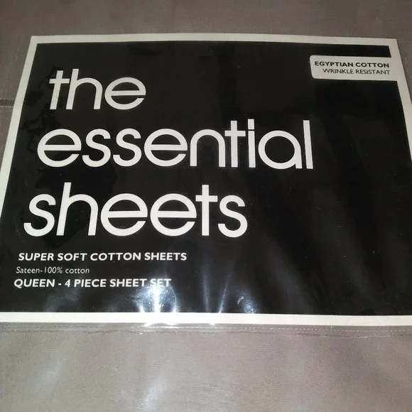 Bloomingdale's Egyptian Cotton Sateen Wrinkle Resistant Queen Sheet Set