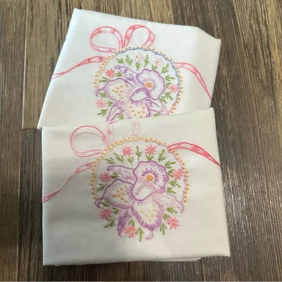 Vintage embroidered set of pillowcases pink bow purple flowers dainty wildflower