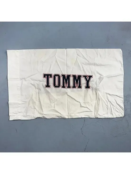 Tommy Hilfiger Vintage Standard Pillowcases White Name Spellout Cool 90s USA