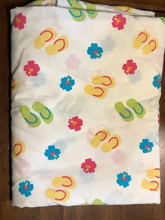 Flip Flops and Summer Full Sized Flat Sheet