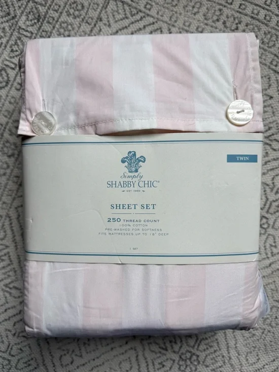 NWT - Simply Shabby Chic cotton sheets - Twin