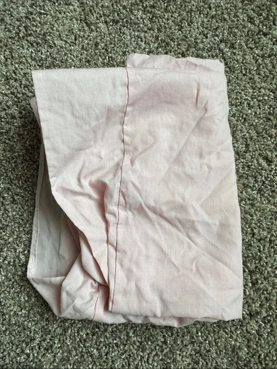 Light pink pack and play sheet