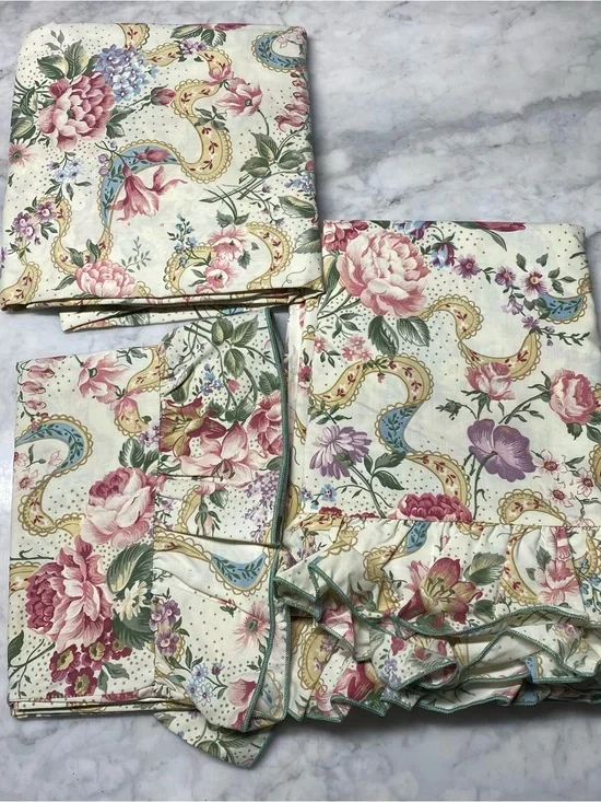 VTG Floral Paisley Twin Sheet Set Martha Stewart Ruffled Top Cotton Blend