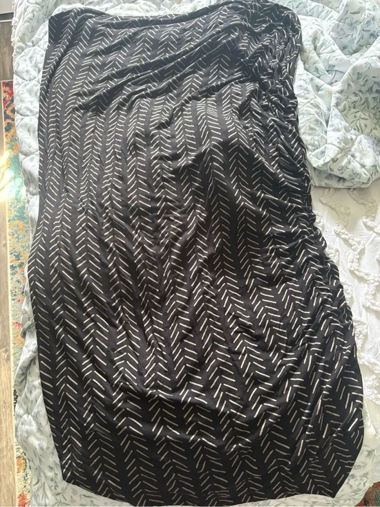 Kyte BABY crib or toddler fitted bed sheet in midnight herringbone