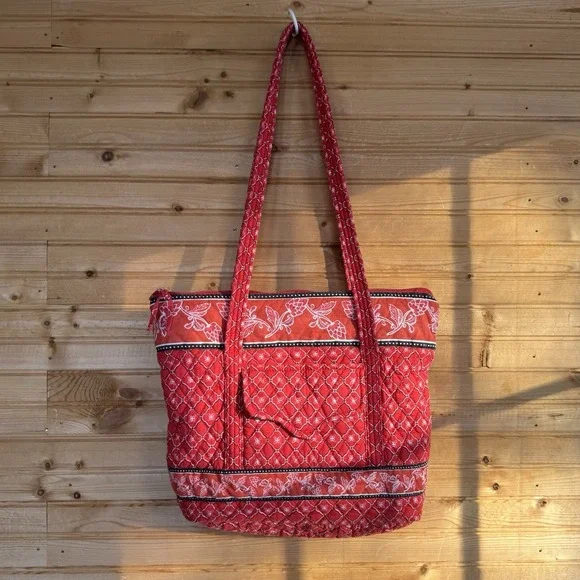 Croft & Barrow Tote Quilted Red Black Print Zipper Pockets Medium Cottage Cute