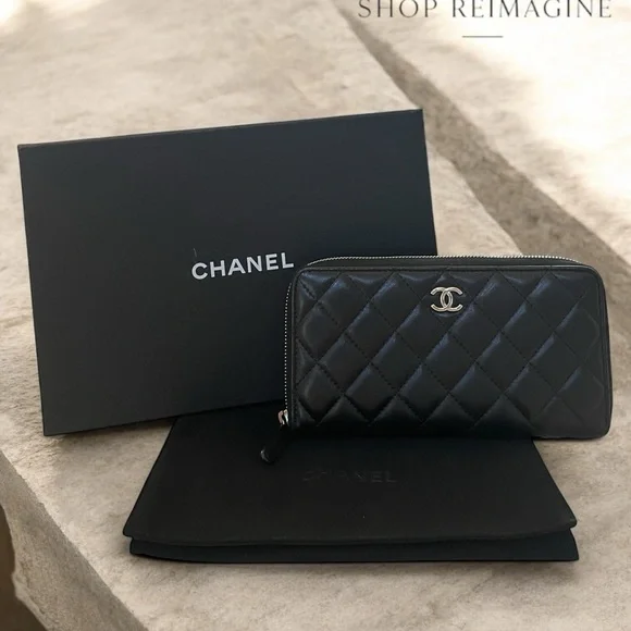 CHANEL Black Quilted Zip Wallet with CC Logo
