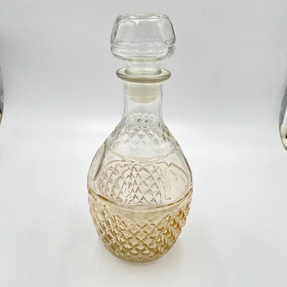 Vintage Crown Royal Diamond Pattern Glass Decanter‎ with Stopper Barware 10.5
