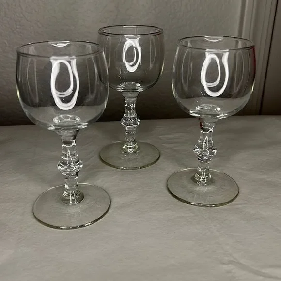 Toasting 4 Ounces Each Set 3 Liquor Cordial Sherry Port Glasses Small Stemmed