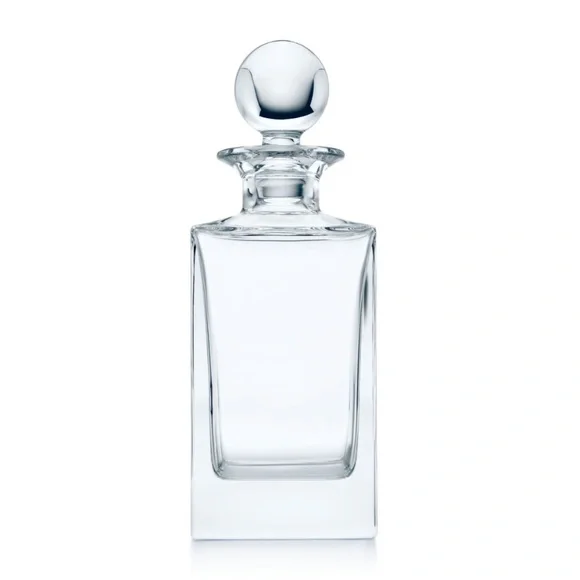 NWT Tiffany & Co. Home Essentials Classic Square Decanter in Crystal Glass 26 oz