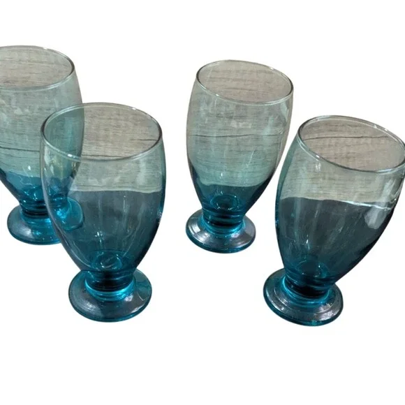 barware Blue Footed Drinking Glasses  5.5