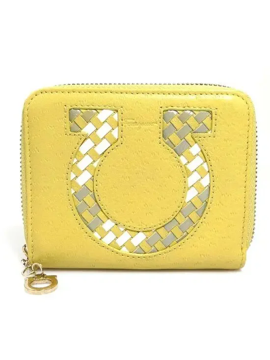 Auth Salvatore Ferragamo Gancini Bifold #280359S16B