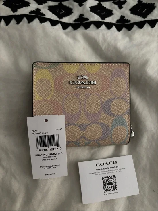 NWT-Coach Rainbow Multicolor Signature Snap Small Wallet