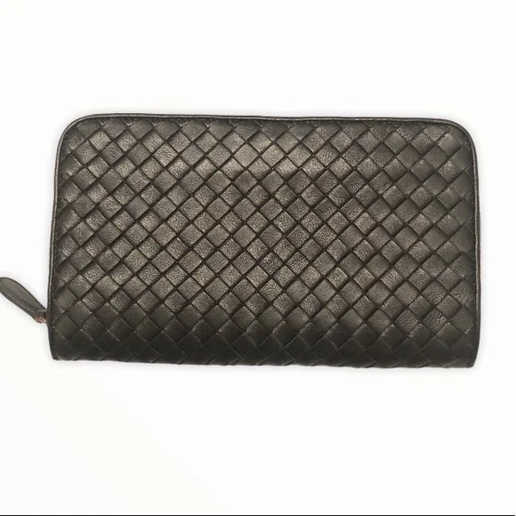 Black leather woven intrecciato wallet clutch bag