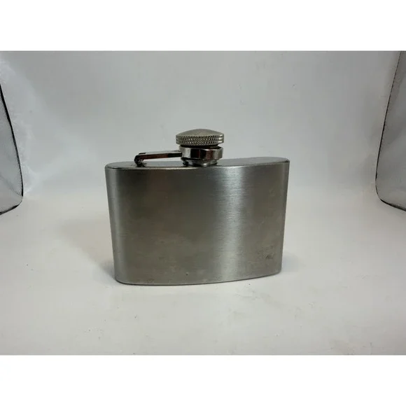 Stainless Steel 4oz Hip Flask Pocket Liquor Bottle Classic Bar Gift