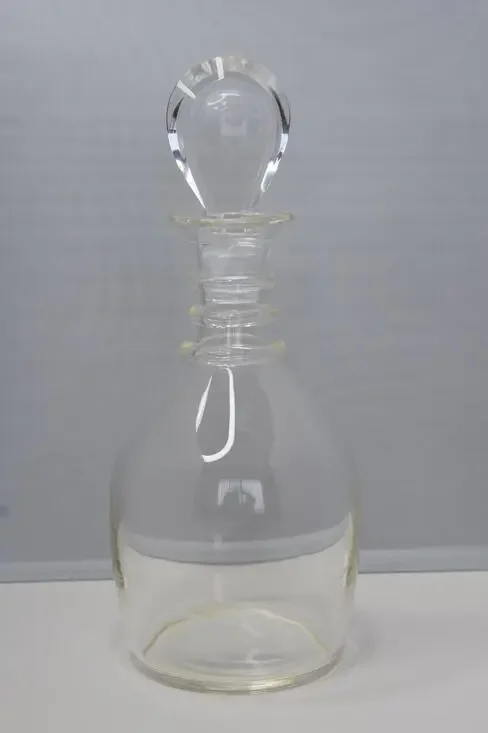 1950 Donald Pollard STEUBEN Blown Glass spiral Neck DECANTER with Moon Stopper