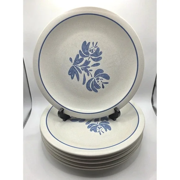 Pfaltzgraff Yorktowne Dinner Plates Set of 8 Blue Floral Gray Stoneware USA