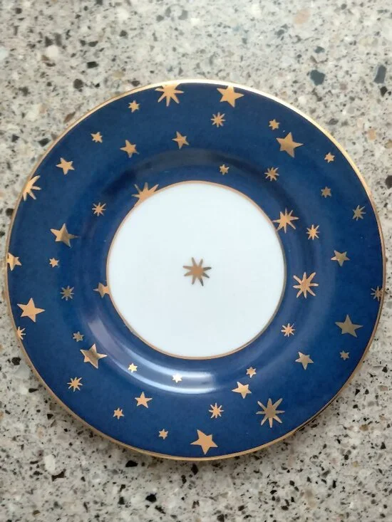 New Set of 4 Galaxy Fine Porcelain Saucers/Dessert Plates (B)