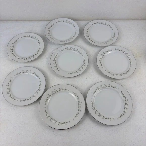 Sheffield Fine China Elegant 502 Bread Dessert Plates Set of‎ 8 Japan 6.25in