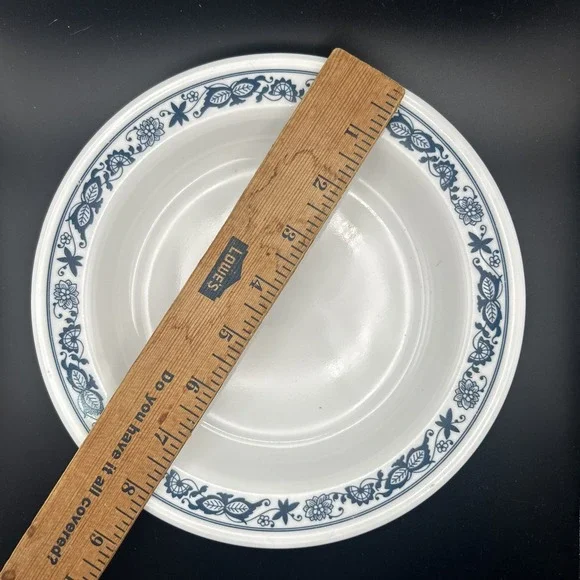 VINTAGE CORELLE  OLD TOWNE NAVY 8.5 inch soup rimmed bowl plate