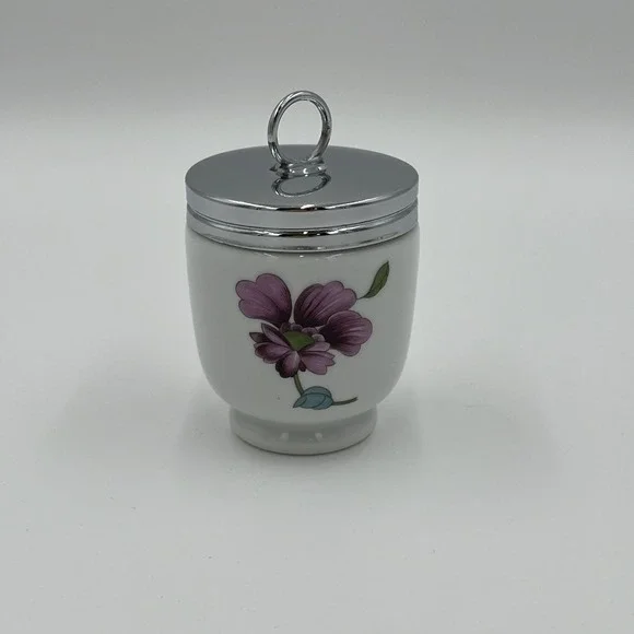 Vintage Royal‎ Worcester porcelain egg coddler-England Floral Dinning