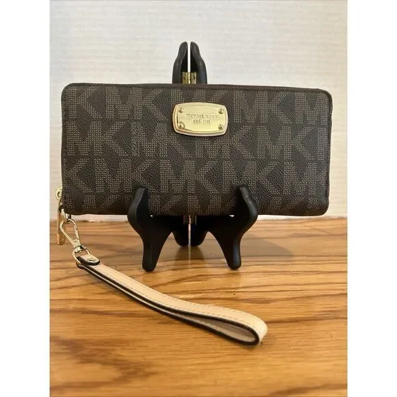 Michael Kors Jet Set Brown Mk Signature Large Travel Continental Wallet Wristlet