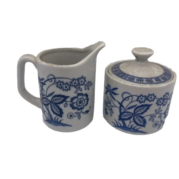 Vtg Blue Onion Cream And Sugar Bowl Japan Blue‎ and White China