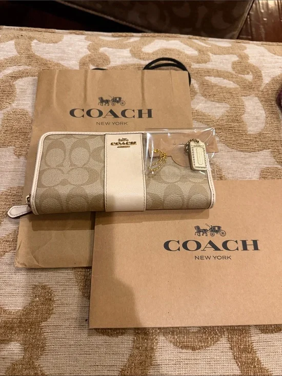 Coach Beige and Chalk Signature Continental Wallet