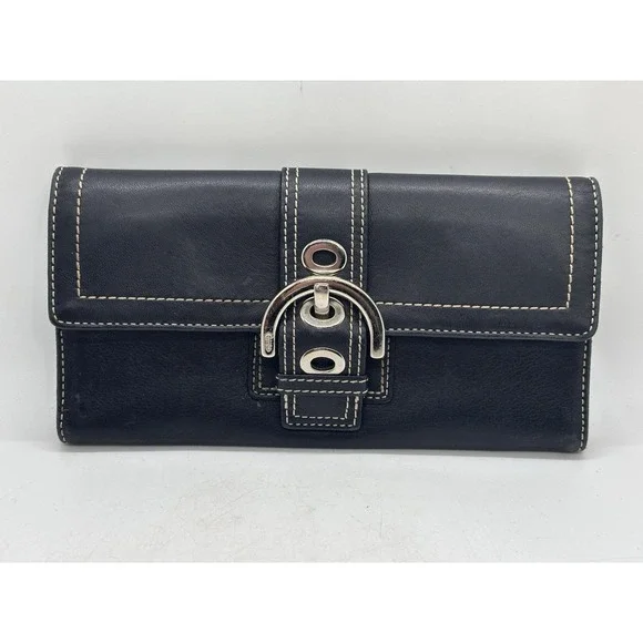 COACH Soho Hampton Black Leather Large Buckle Wallet Buckle
